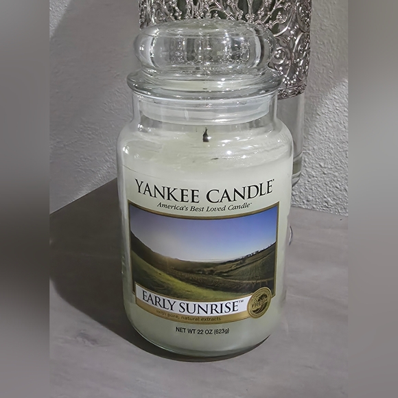 Yankee‎ Candle Early SunriseLarge Jar 22Oz RARE Retired